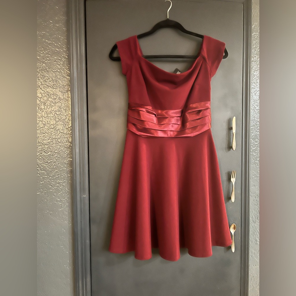 Homecoming dress, burgundy, size 7/8, brand B Darlin, polyester\spandex.